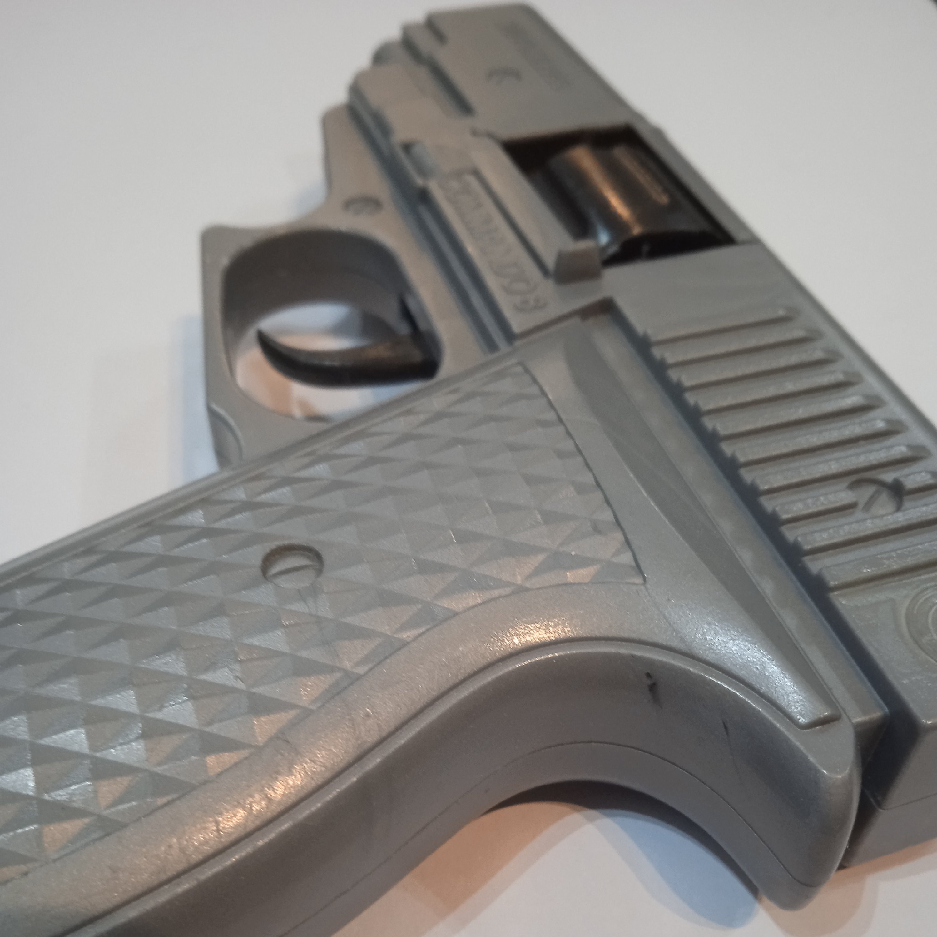 تفنگ ترقه ای کماندو نقره ای رنگ ( 14 سانتیمتری )