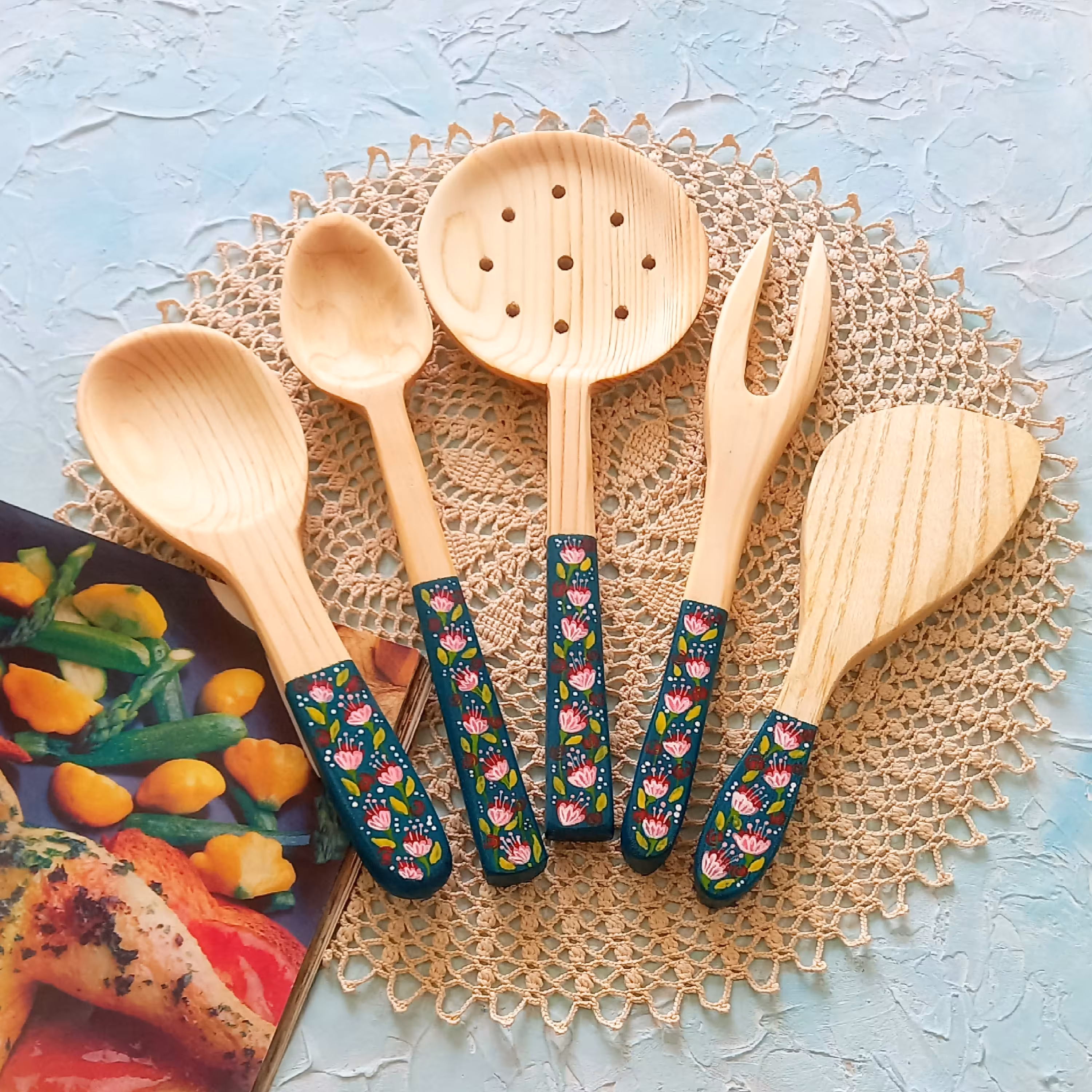 ست کفگیر ملاقه چوبی دستساز بارلی ویژه جهیزیه عروس 5 تکه نقاشی با دست کد bar0140