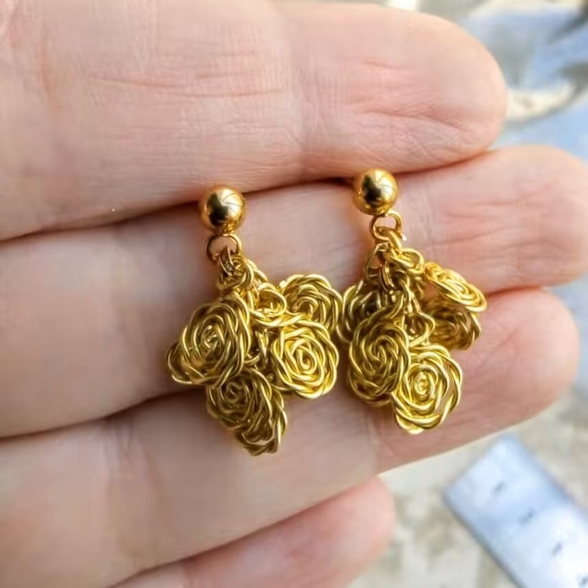 گوشواره گل رز