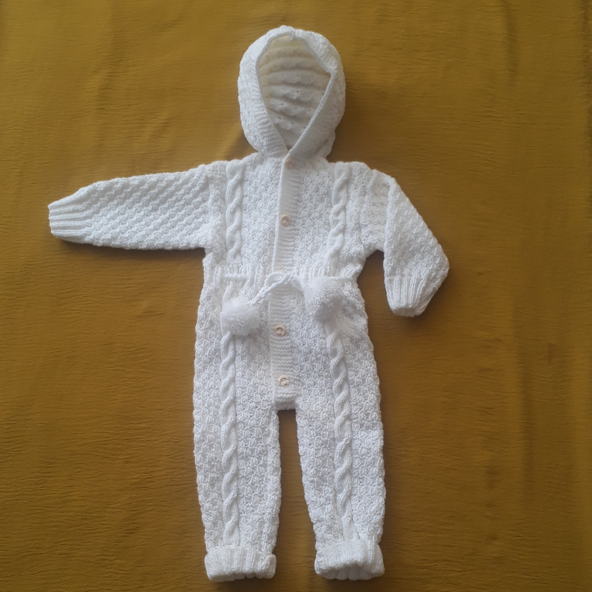 سرهمی نوزادی دست بافت