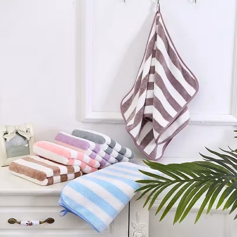 حوله دست و صورت نانو میکروفایبر وارداتی شیک با کیفیت بینظیر  سایز35در 75