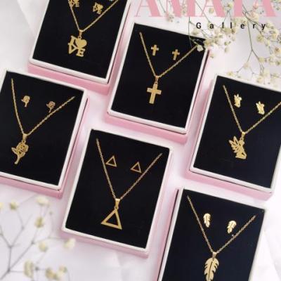 نیمست طلایی استیل دخترونه