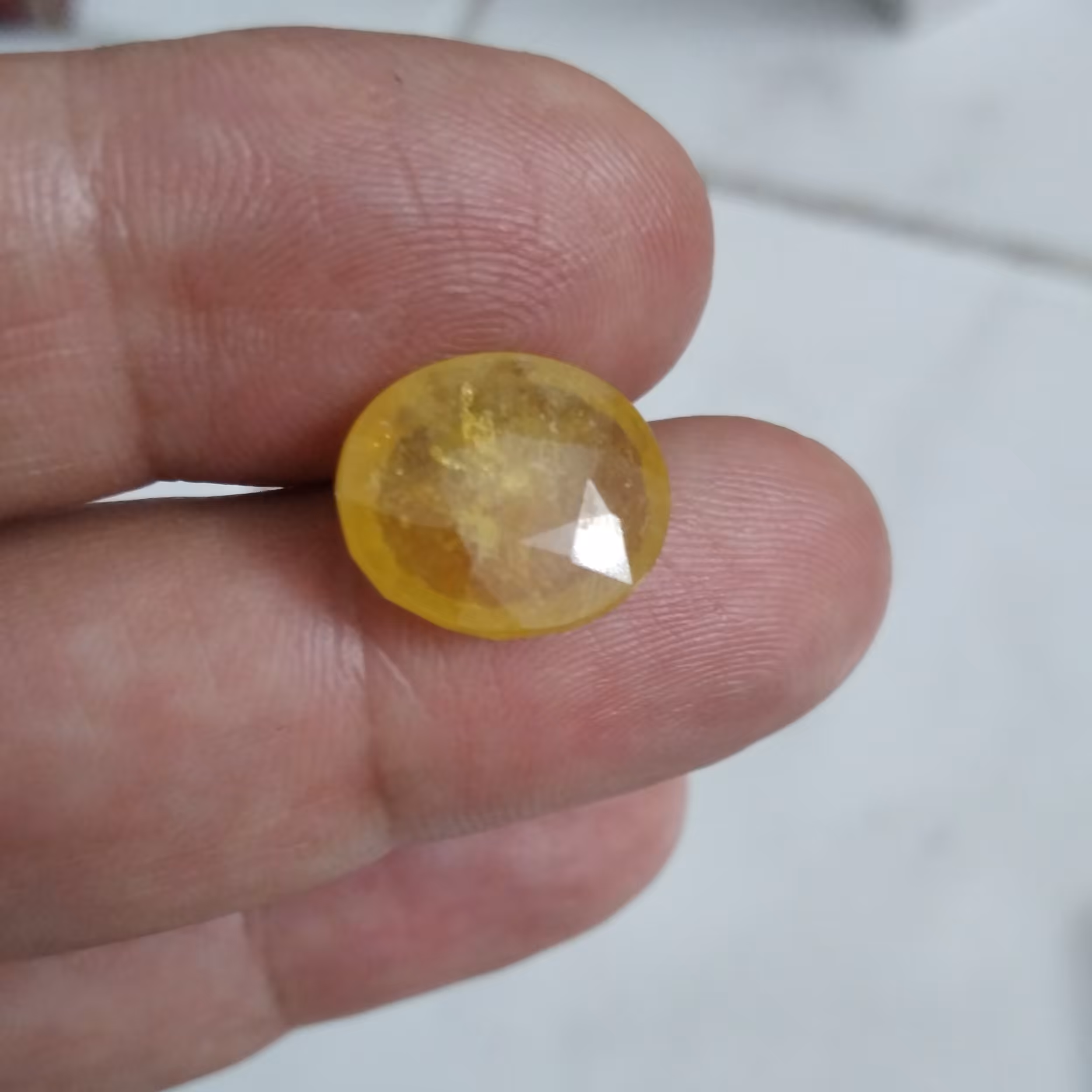 یاقوت زرد معدنی