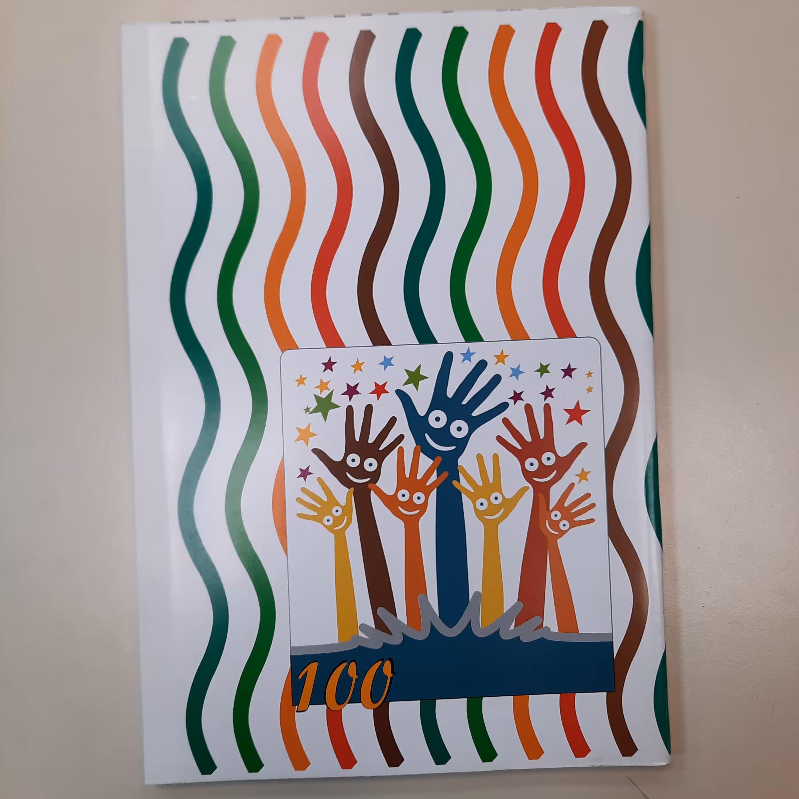 دفتر  تعاونی 100 برگ خطی در چند طرح متفاوت 