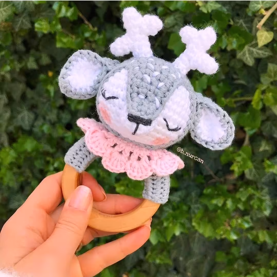 جغجغه طرح گوزن (دستبافت)