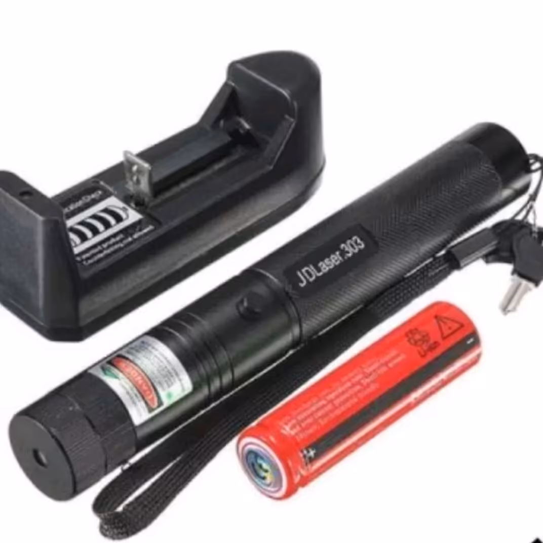 لیزر شارژی نور سبز لیزر پوینتر شارژی به همراه شارژر