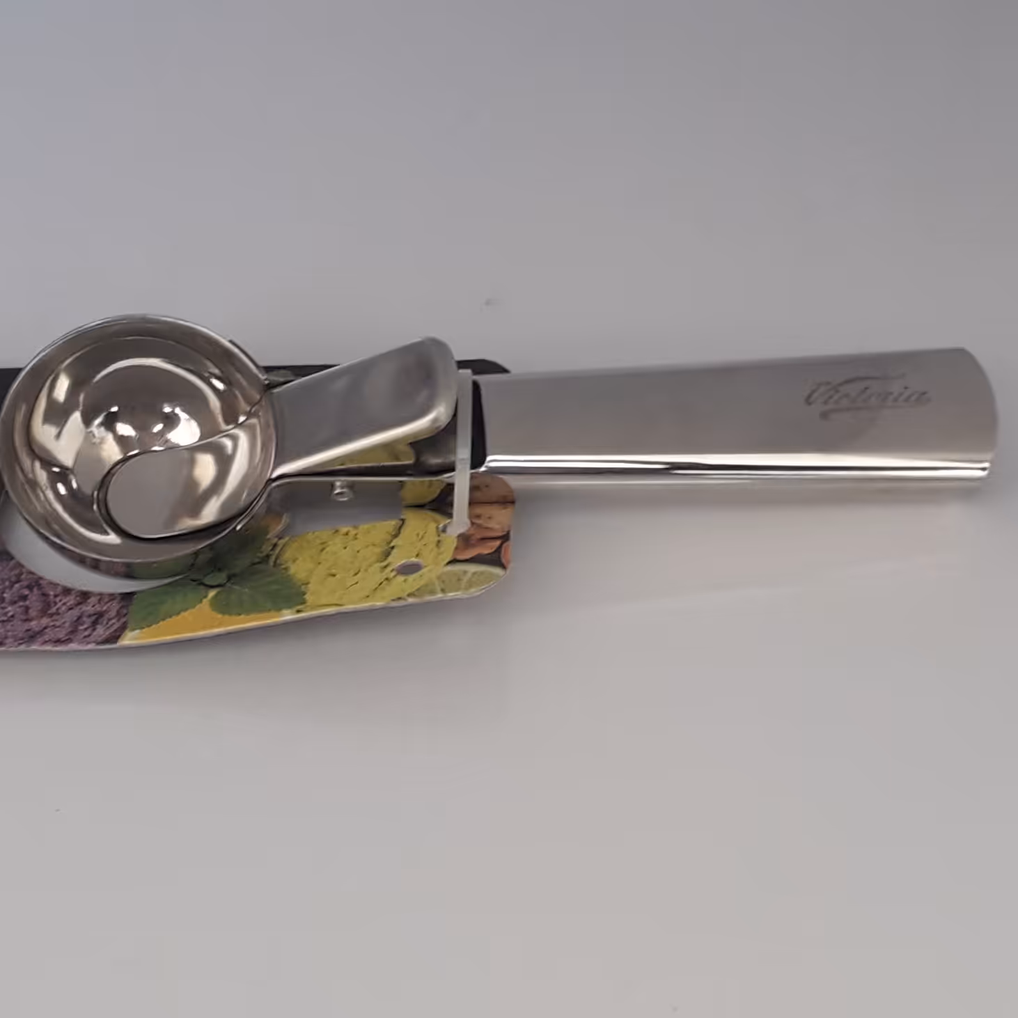 اسکوپ بستنی،بستنی گیر  اهرم دار،استیل،مارک ویکتوریا،وزن 90 گرم