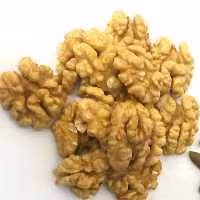 مغز گردو سفید درجه یک کیلویی ایرانی و چرب 