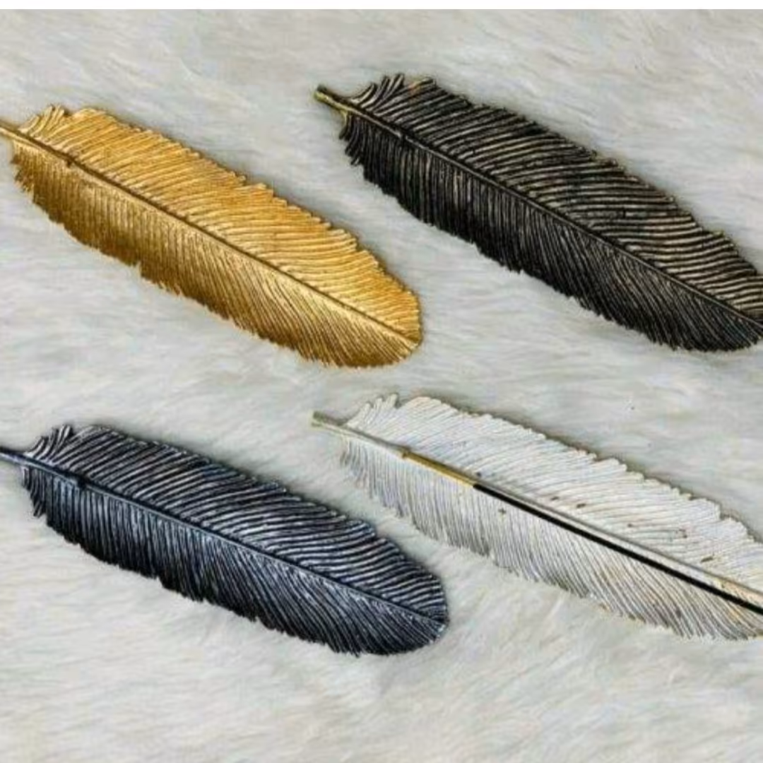 جاعودی پر در رنگبندی مختلف 