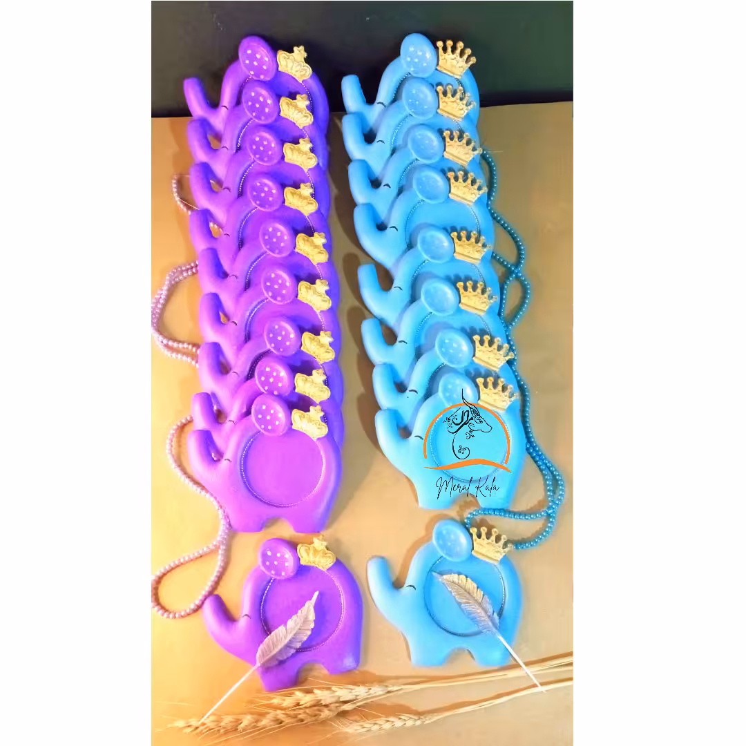 گیفت قاب عکس فیل کوچولو قابل سفارش در رنگبندی های متنوع و سفارشی 