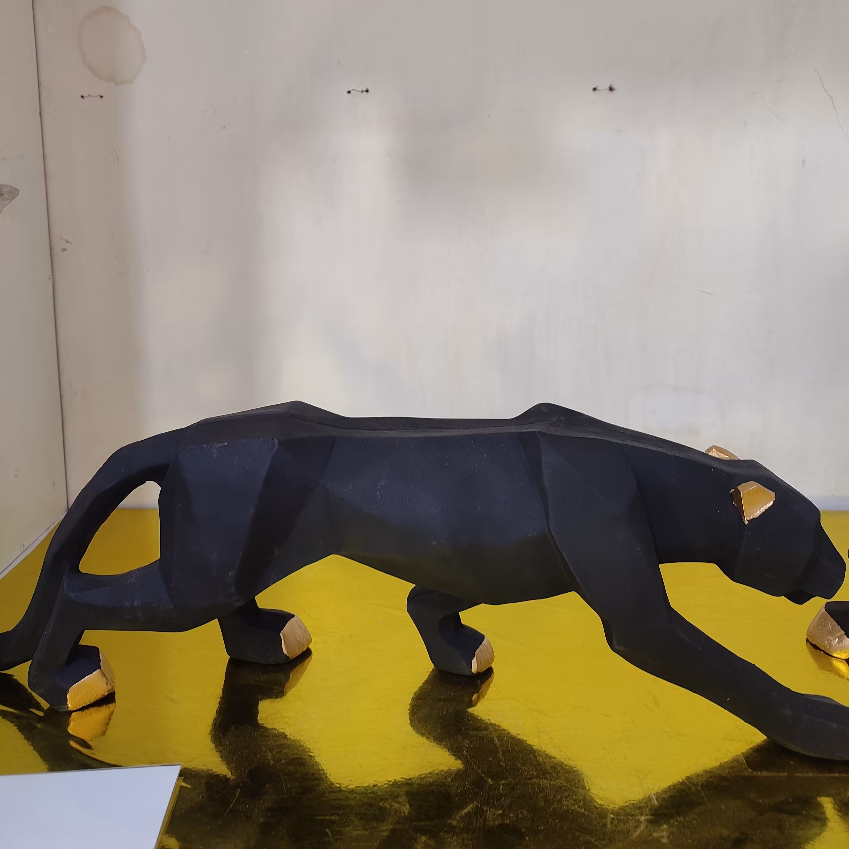 مجسمه ی پلی استر جکوار