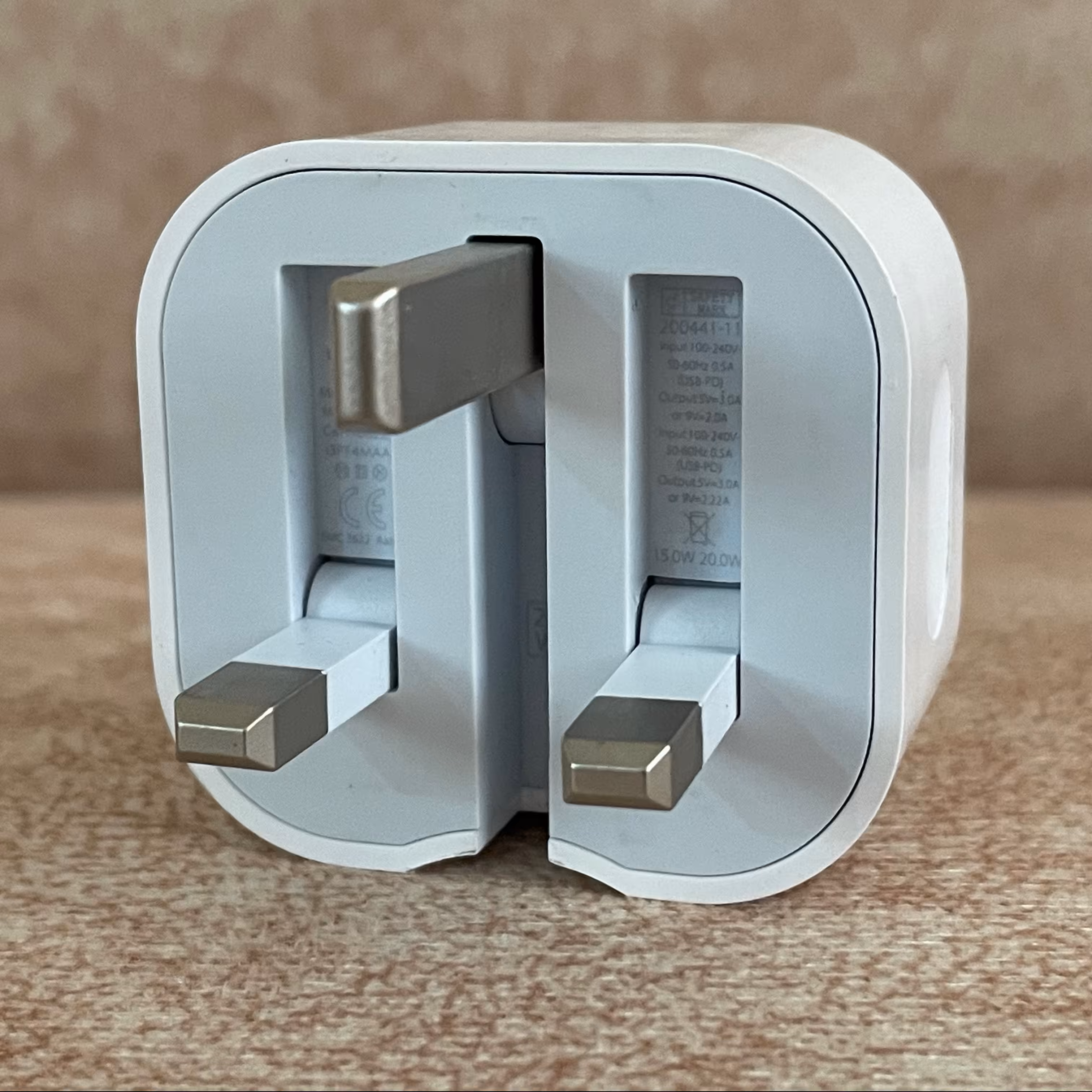 اداپتور اورجینال 20 واتی اپل