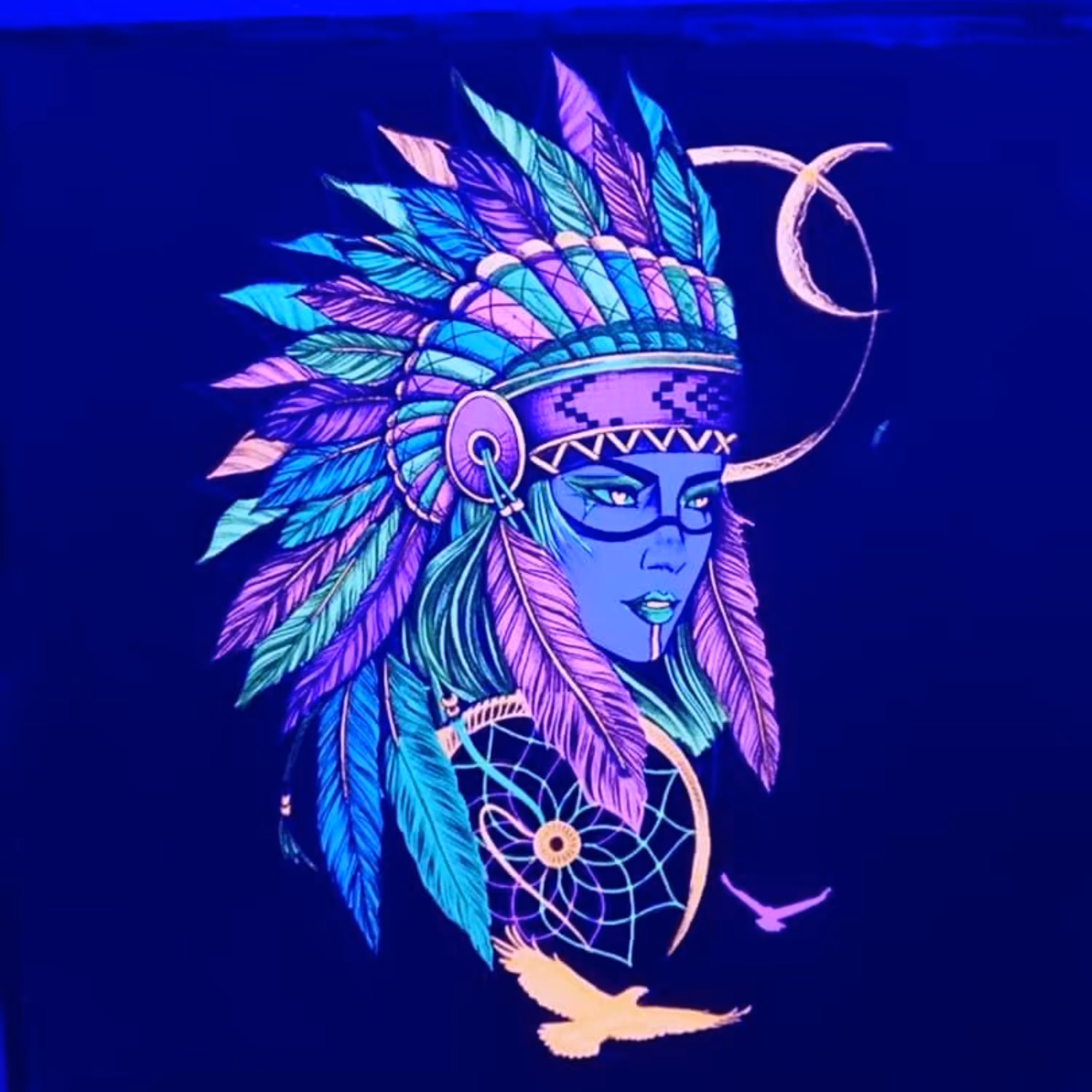 تابلو بلک لایت با طرح دحتر سرخپوست سایز 15 در 20 سانتی متر Blacklight