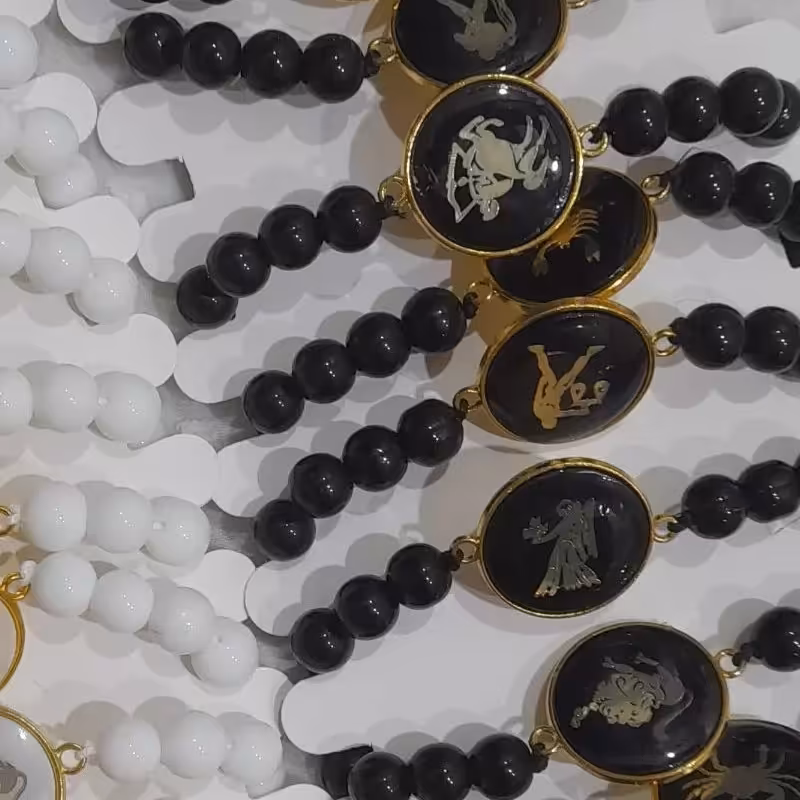 دست بند گرهی ماه تولد