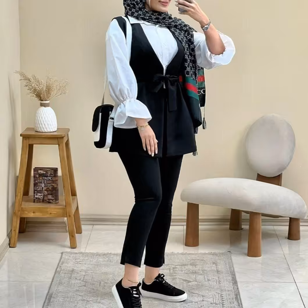 وست و سومیز ست دخترانه و رنانه جدید رنگبندی  سیا و کرم و قرمز و بنفش ...ومجلسی و راحتی