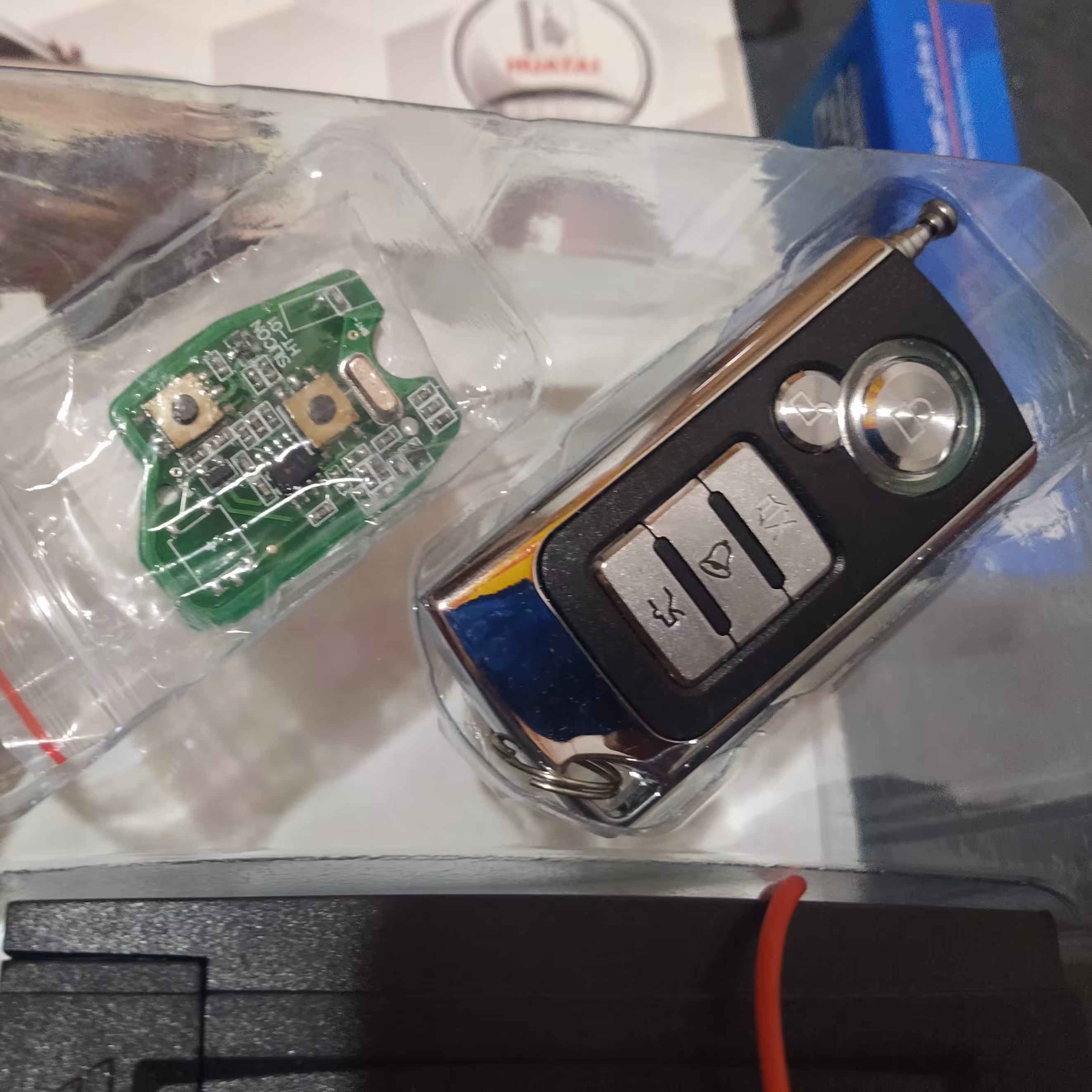 دزدگیر فابریک ال 90