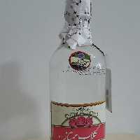 گلاب ممتاز اصل کاشان برند آقا بزرگ یک لیتر