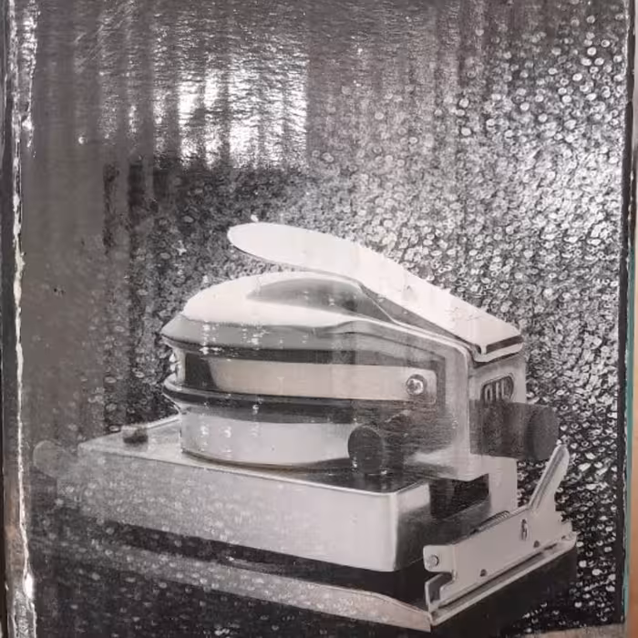 سنباده لرزان بادی (پنوماتیک مستطیلی)