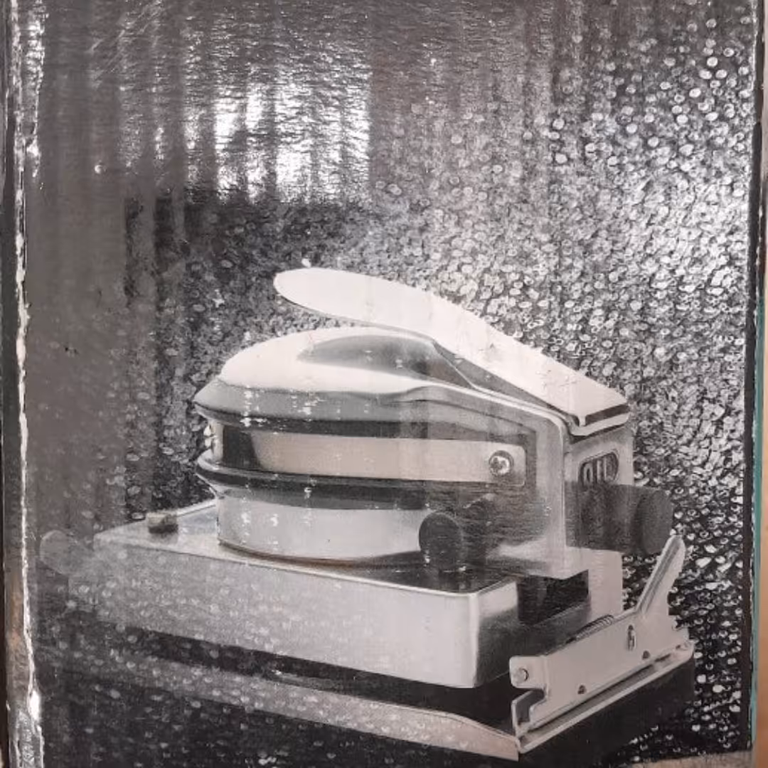 سنباده لرزان بادی (پنوماتیک مستطیلی)