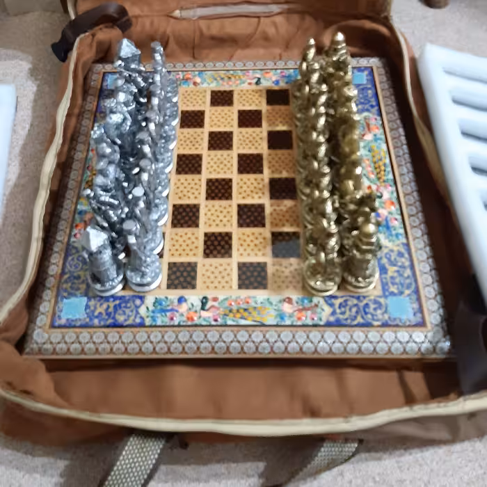 کیف شطرنج چرم طبیعی ودستساز دوخته شده باچرخ پینه دوزی