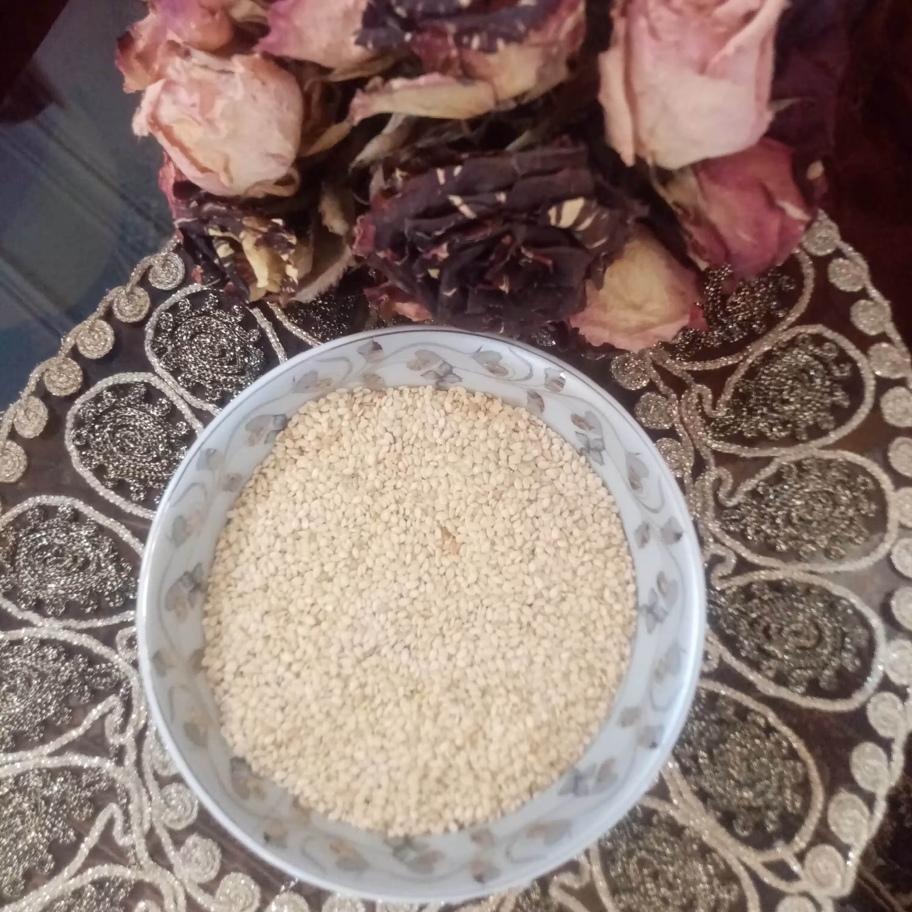 کنجد بو داده درجه یک (1 کیلو گرم) 