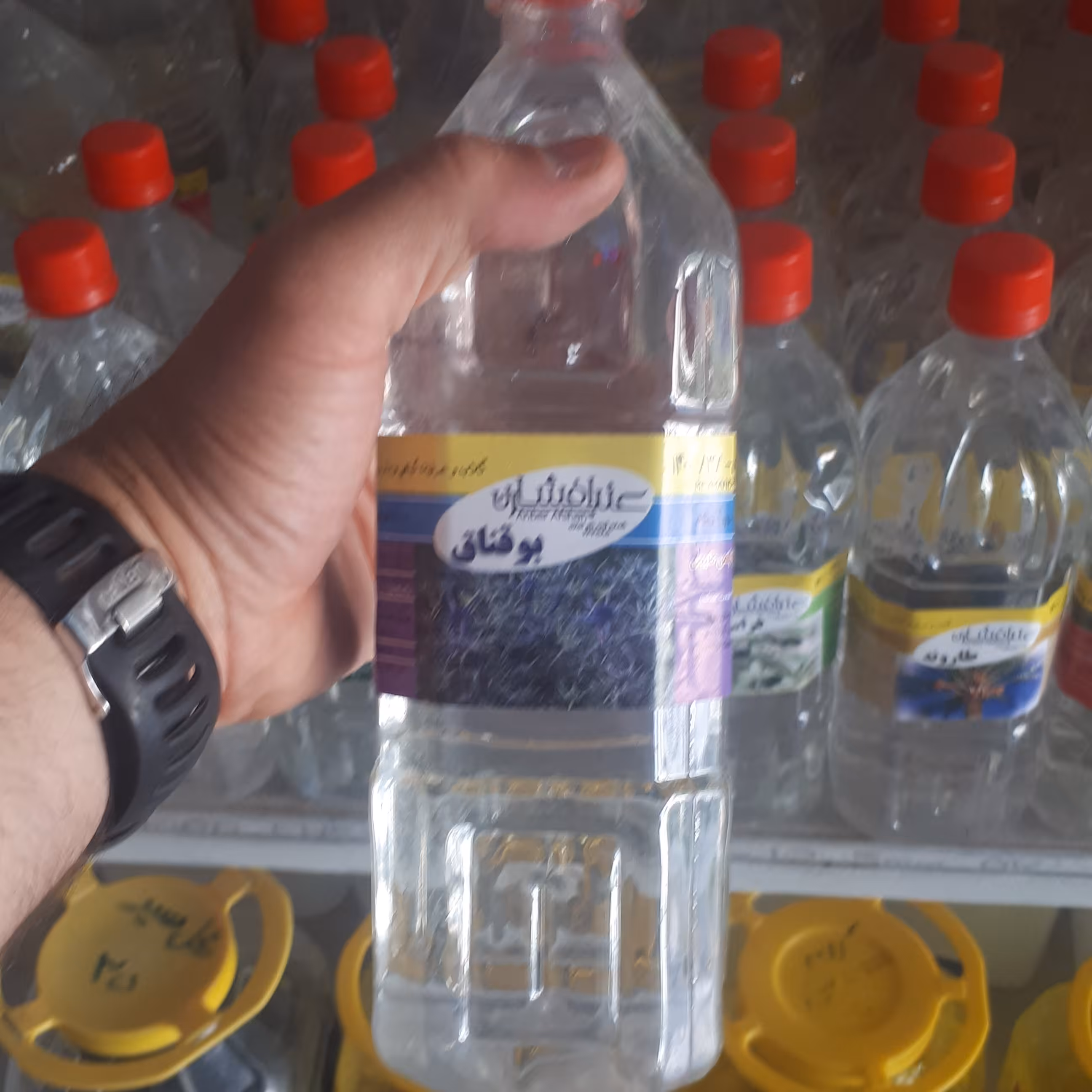 عرق گیاهی بوقناق یک لیتری