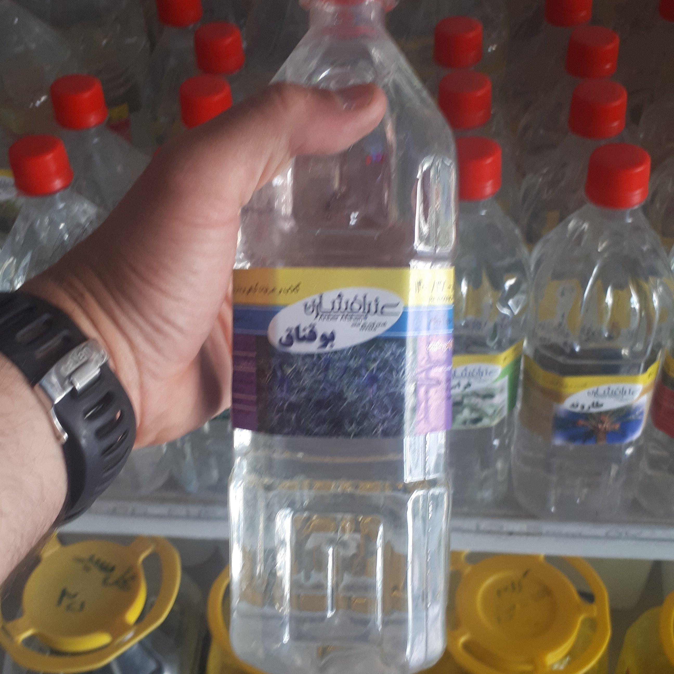 عرق گیاهی بوقناق یک لیتری