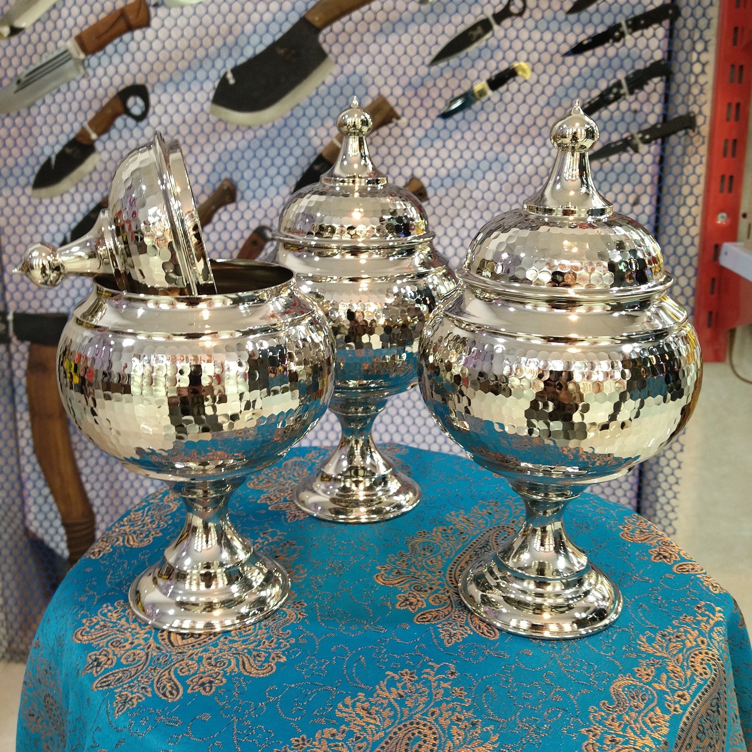 شکلات خوری گنبدی کروم