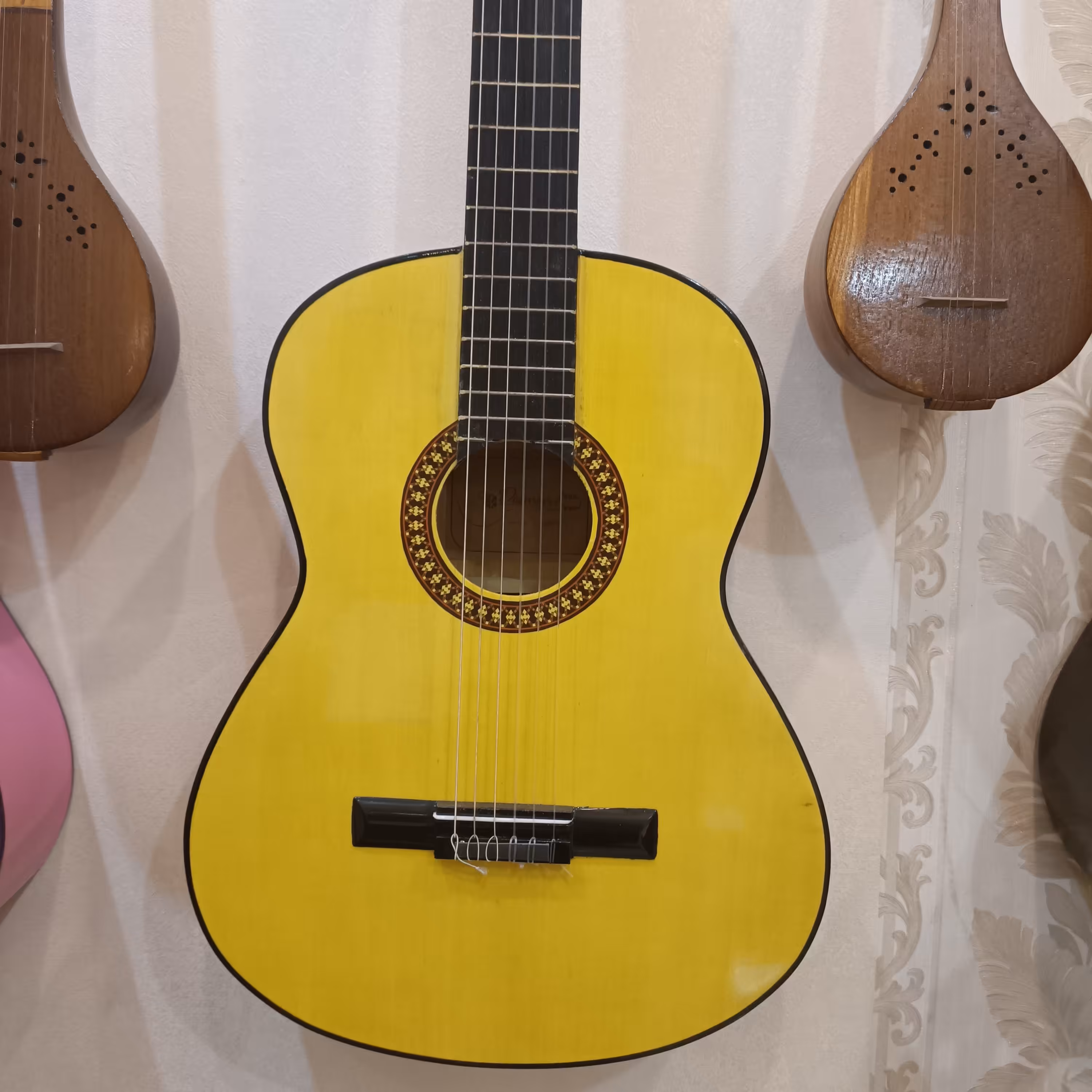 گیتار دیاموند