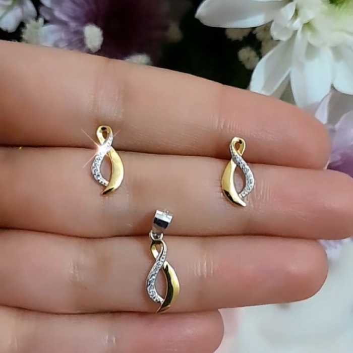 نیم ست نقره ظریف  ساخت هنگ کنگ ابکاری دورنگ زرد و سفید با قفل گوشواره میخی