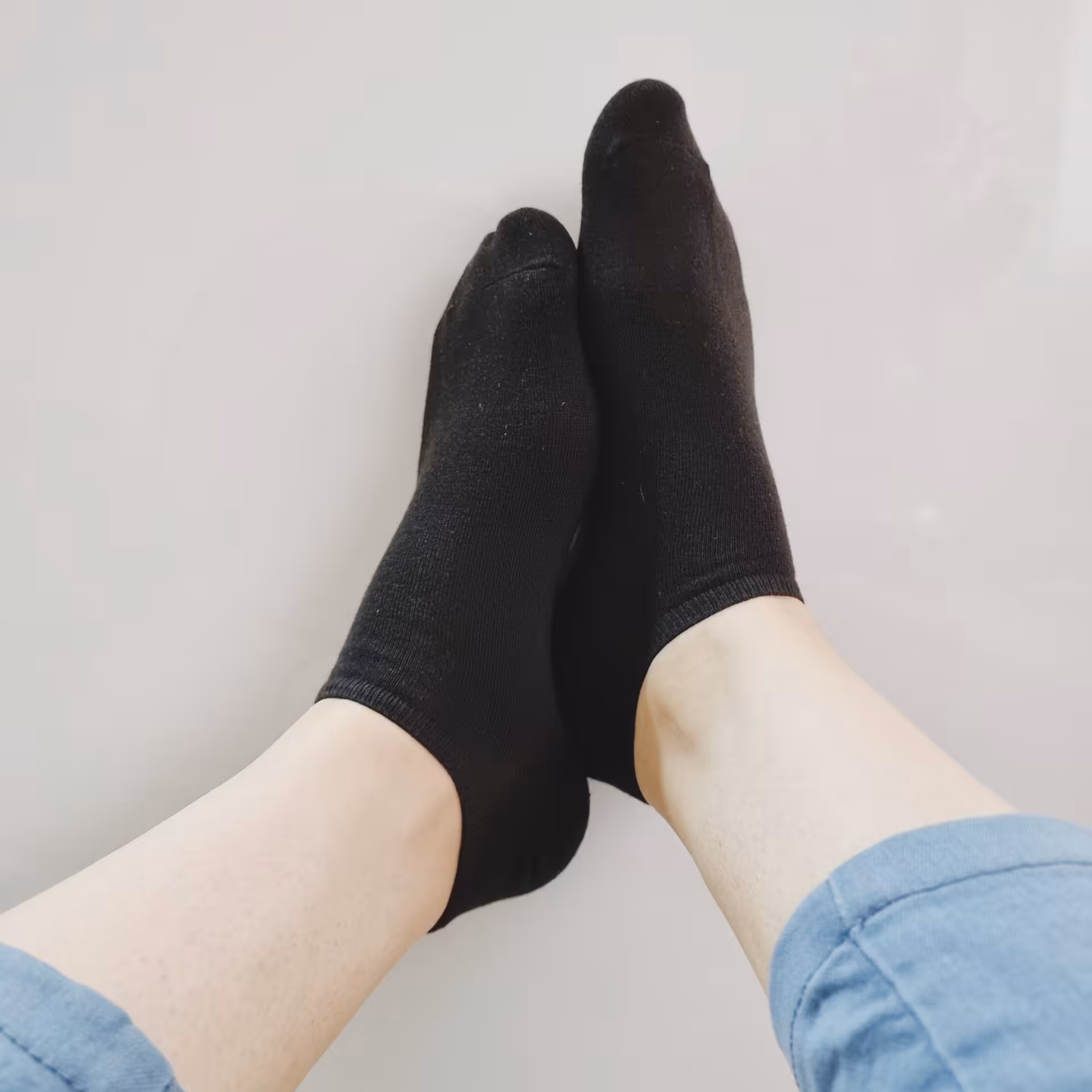 جوراب مشکی ساده زیر قوزکی 