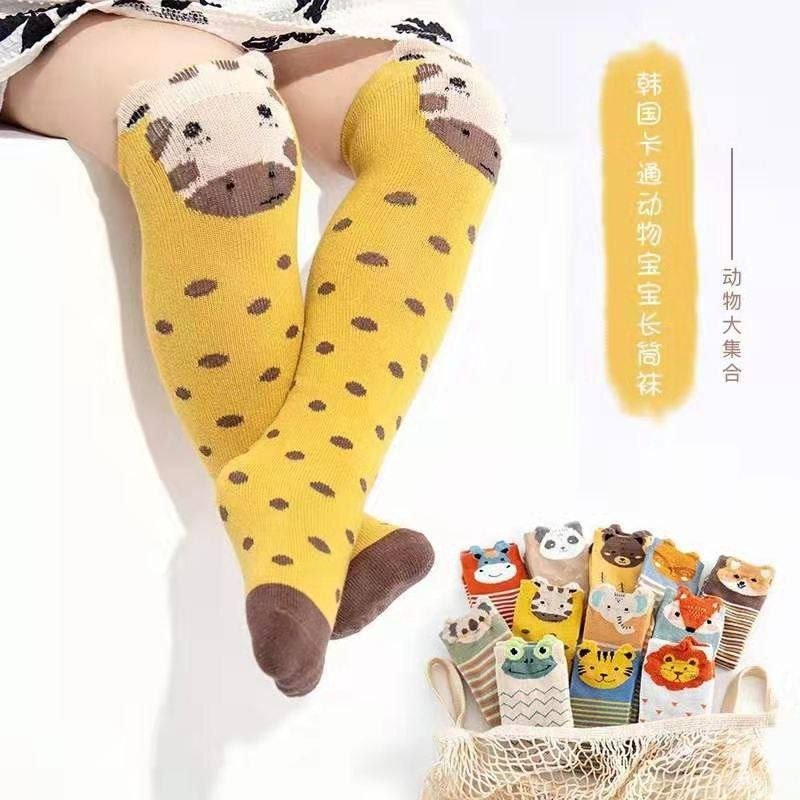 جوراب ساقدار فانتزی وارداتی در 12 طرح مختلف مناسب 1 تا 8 سال