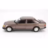 ماکت ماشین Mercedes Benz Class 230E برند Norev