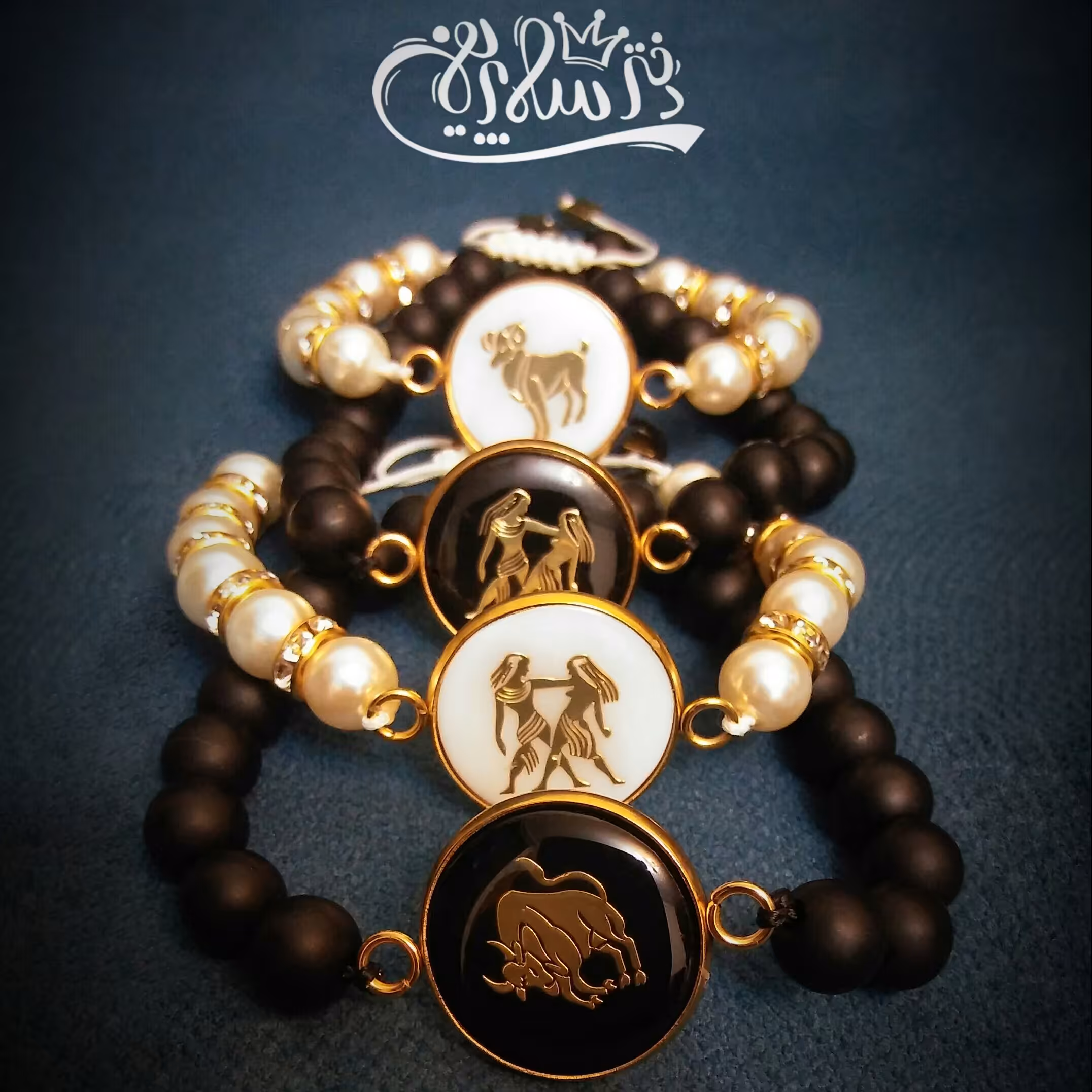 دستبند ماه تولد زنانه و مردانه