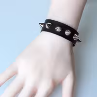 دستبند اسپایکدار