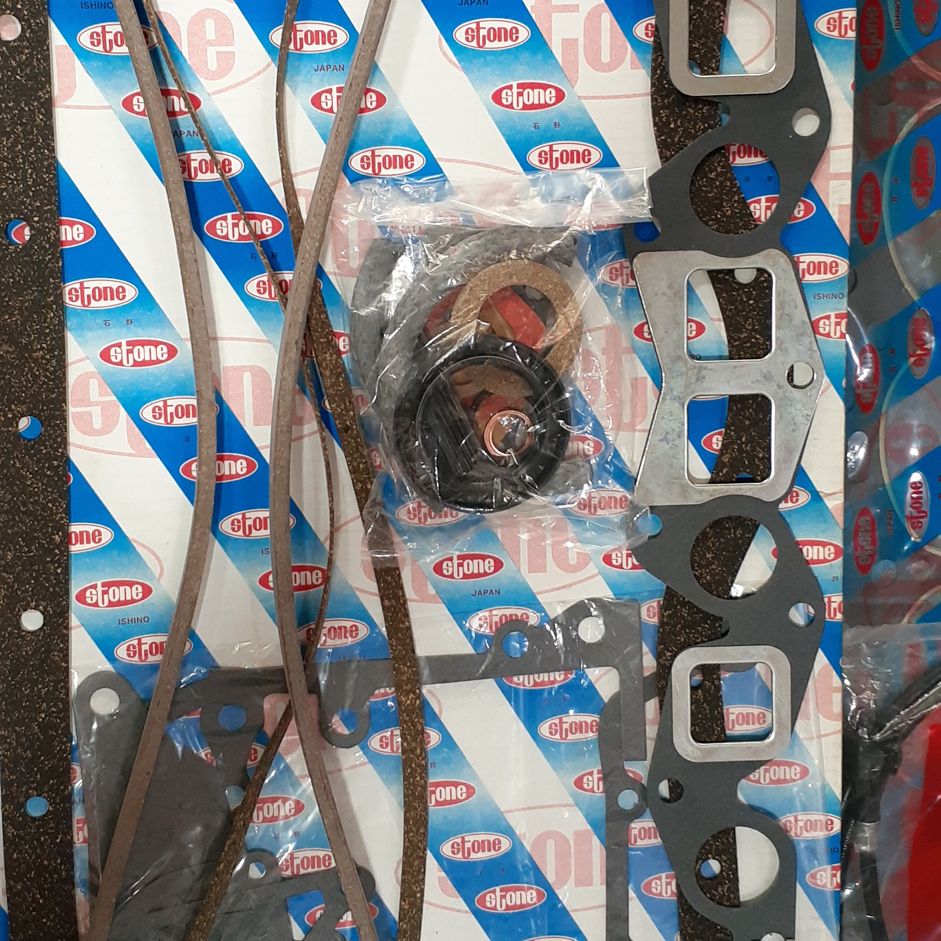 واشر جات کامل پاترول شش سیلندر