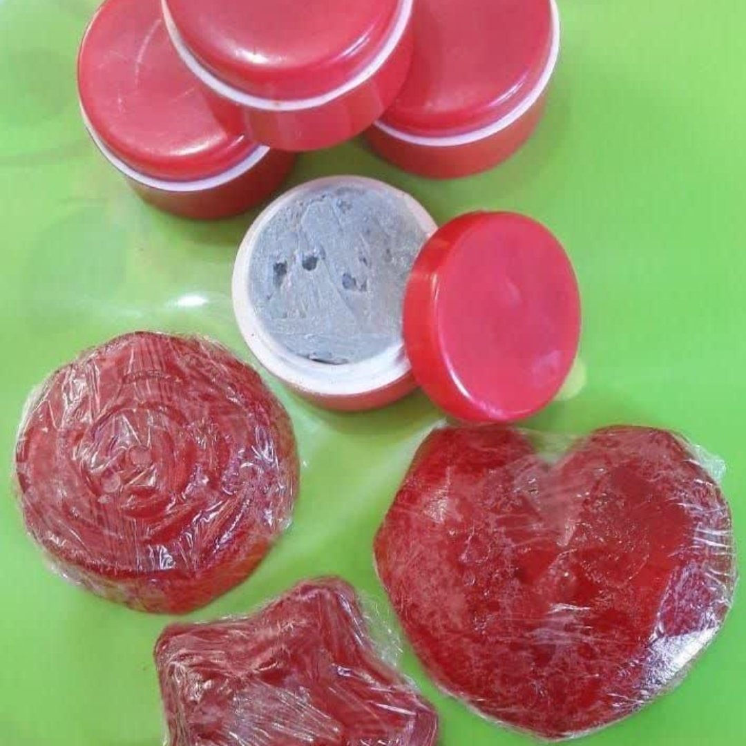 پک سفید کننده بدن و صورت و جوانسازی قوی گیاهی