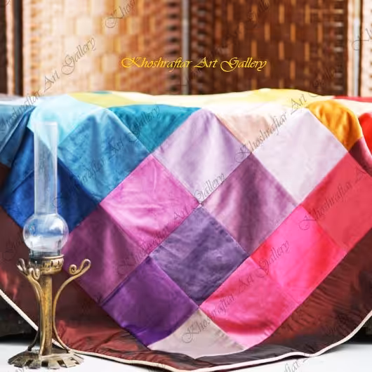 رومیزی چهل تکه سایز حدودی 110*110پارچه مخمل کالیفرنیا