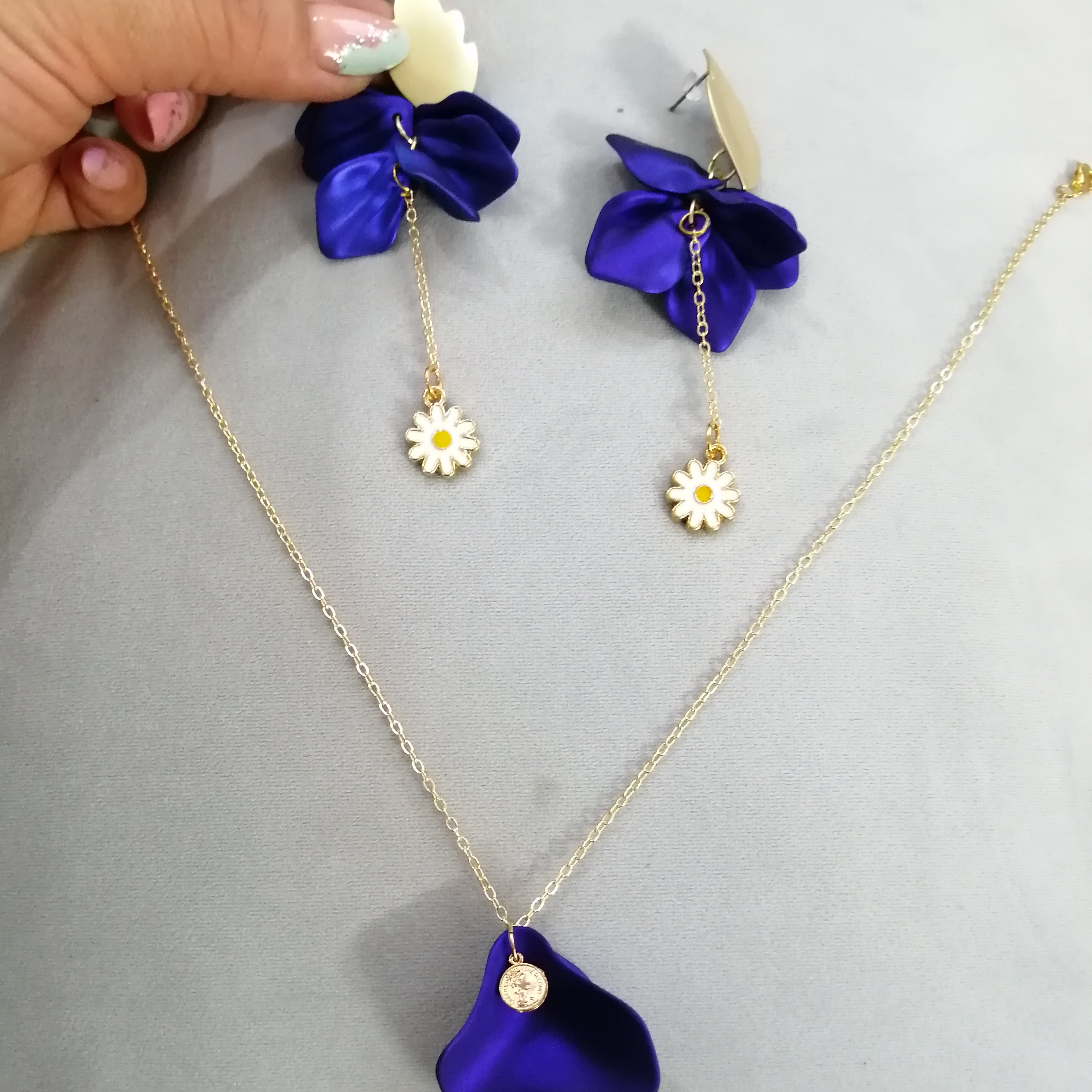 نیم ست بابونه لاکچری و تک