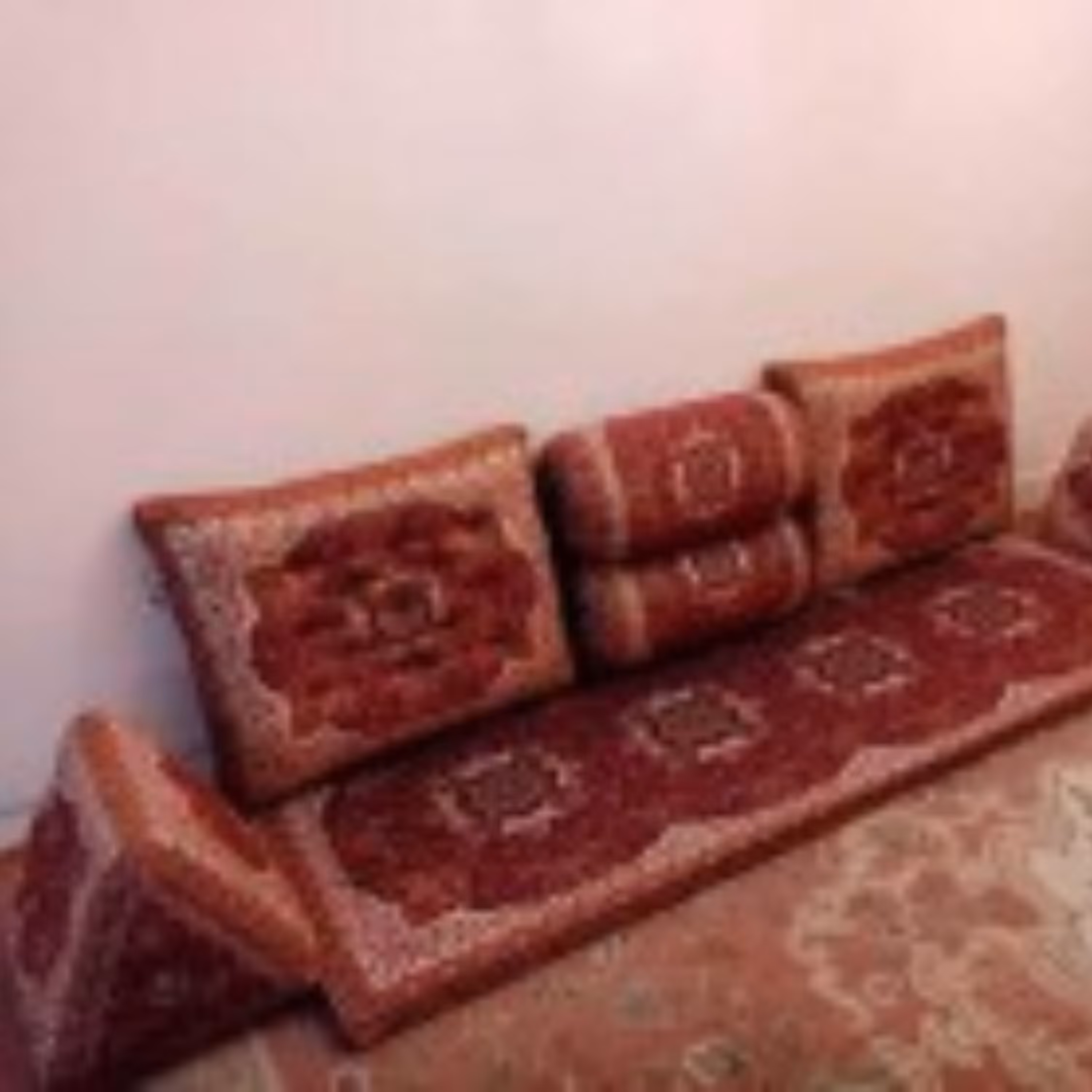 پشتی شاه نشین 7 تکه ترمه رنگ قرمز کد 1