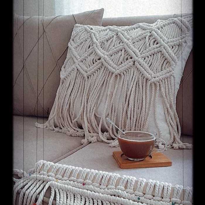 کاور کوسن مکرومه