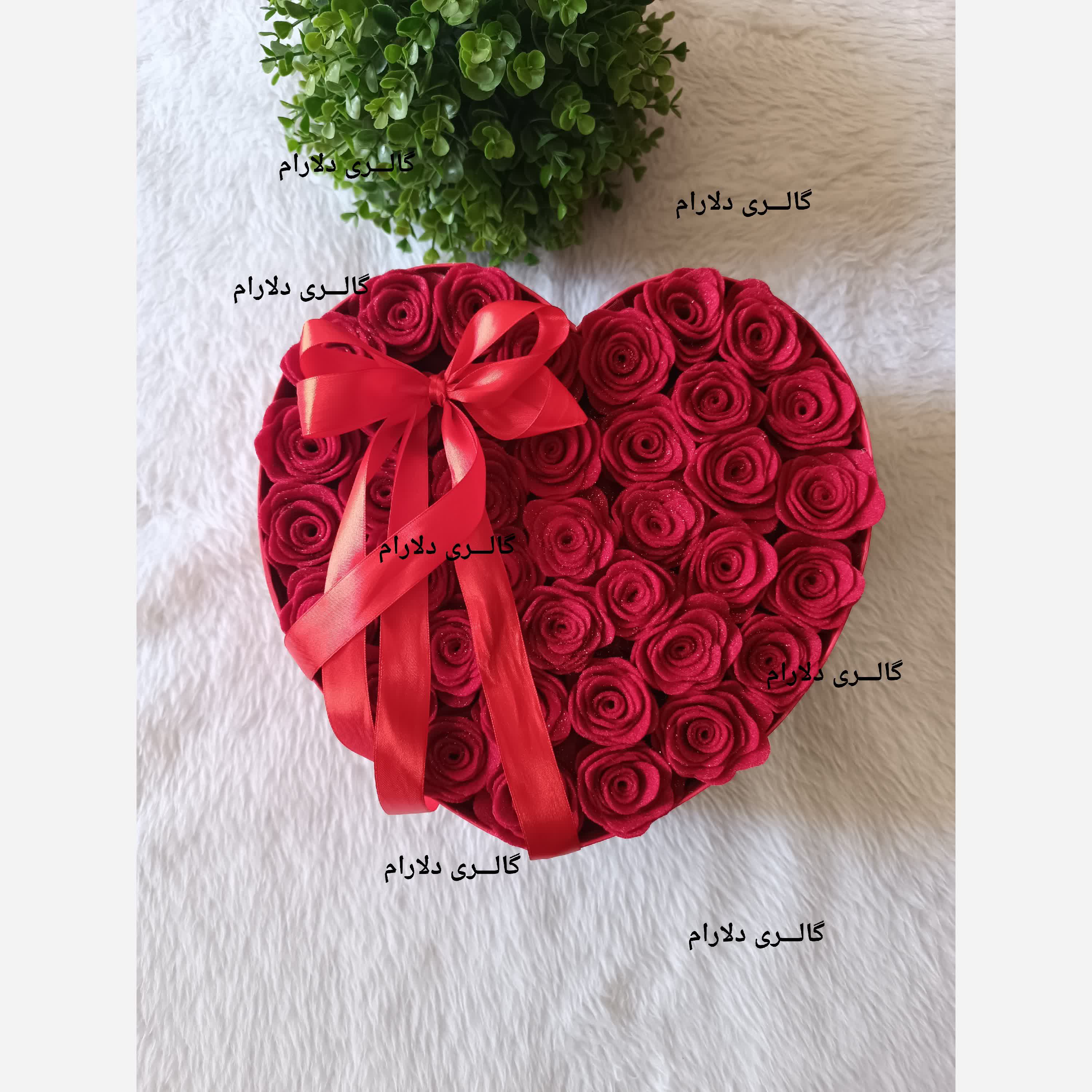باکس گل رز مصنوعی نمدی