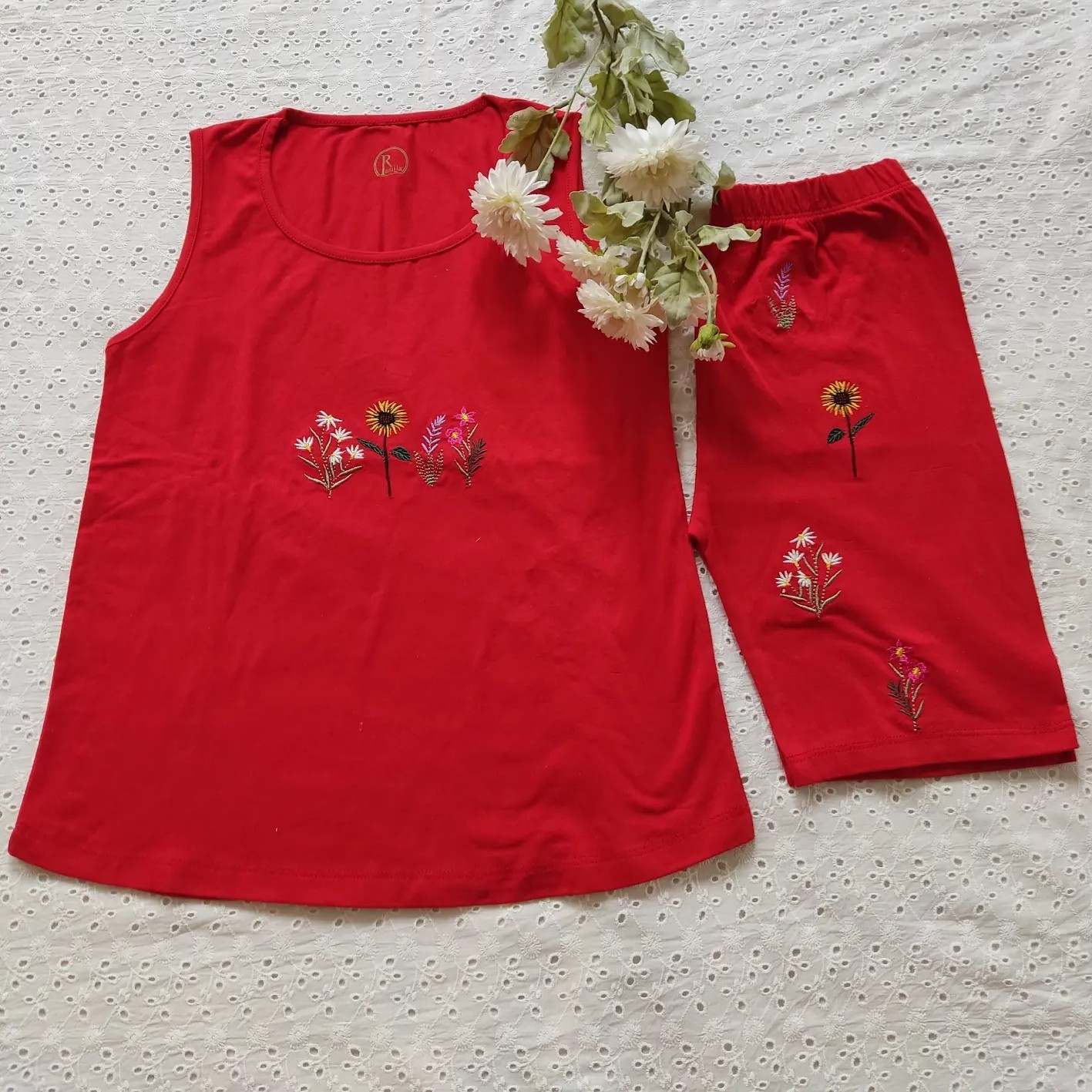 تاپ شلوار ک گلدوزی