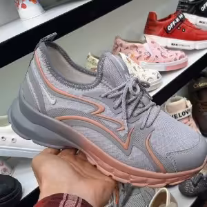 کتانی ورزشی زنانه