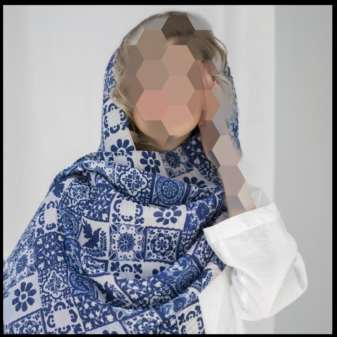 شال پلیسه سنتورینی طرح و رنگ جذاب و کیفیت عالی ایستایی خوبی روی سر داره