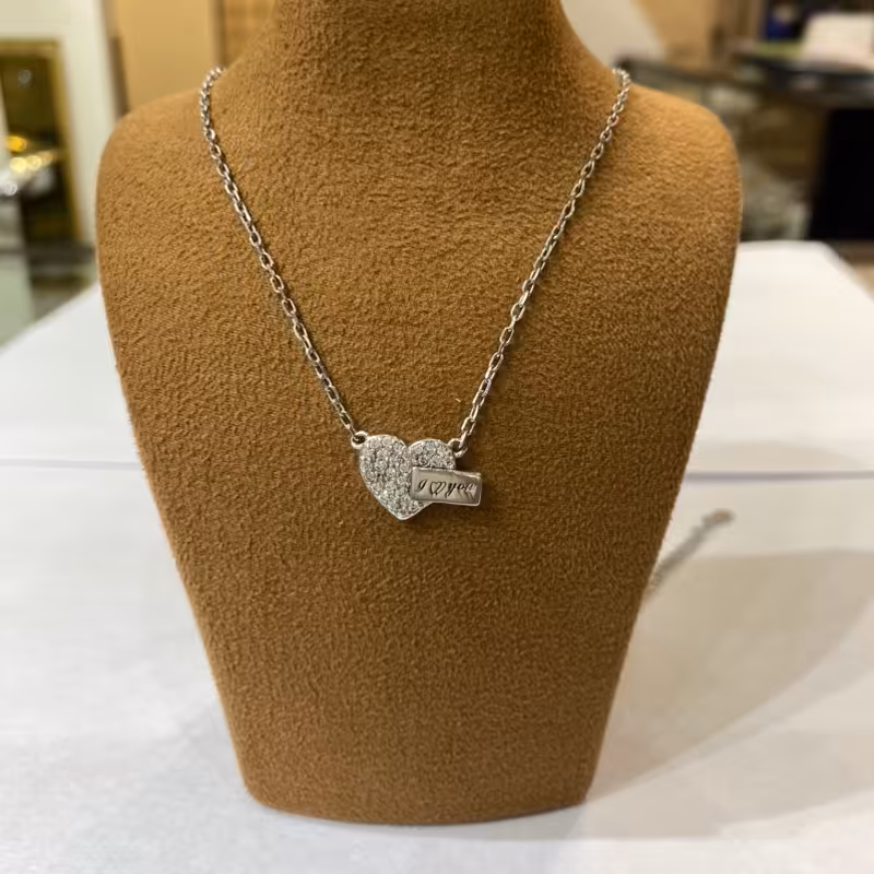 گردنبند نقره دخترانه با زنجیر و پلاک قلب(آبکاری طلا سفید)