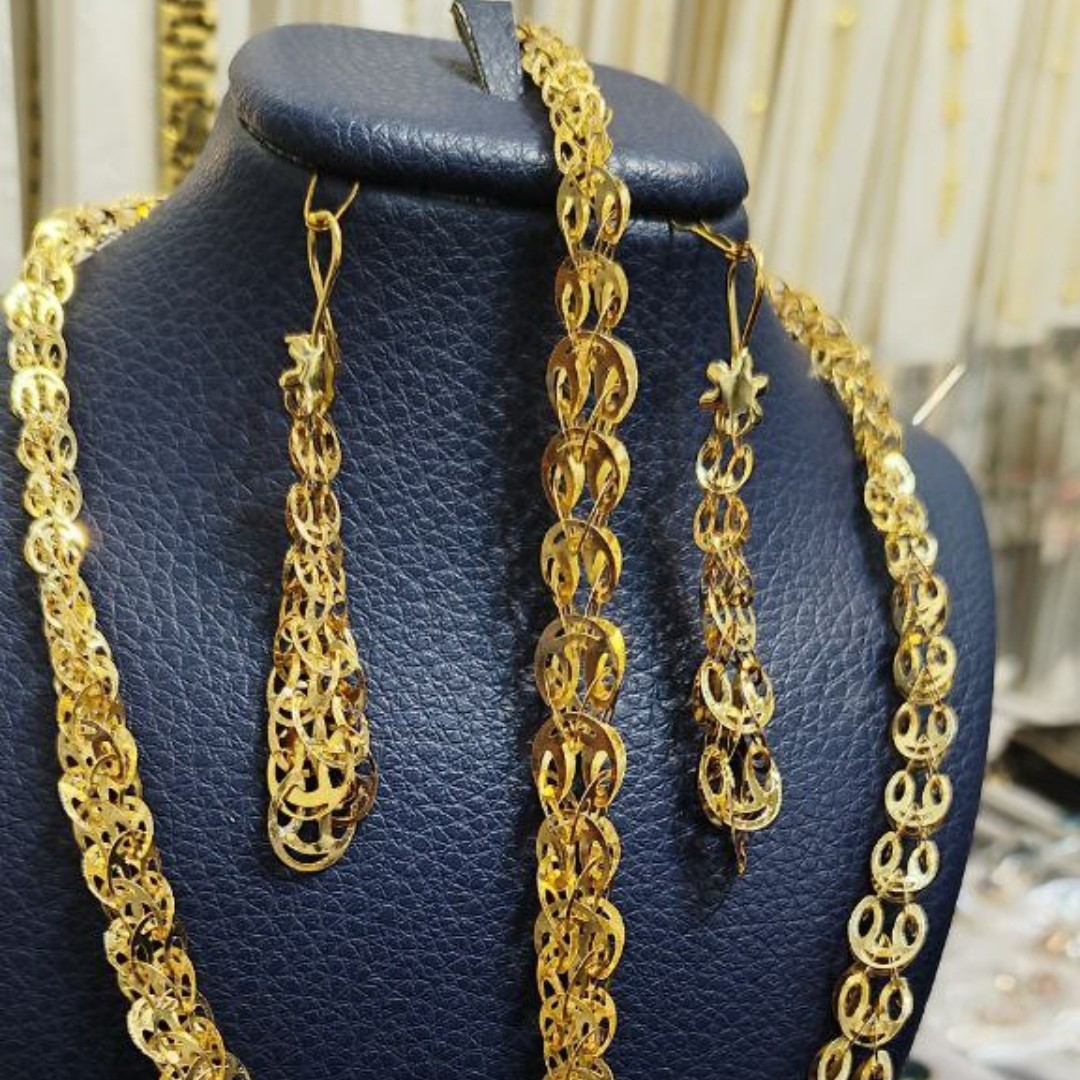 سرویس گردنبند دستبند و گوشواره