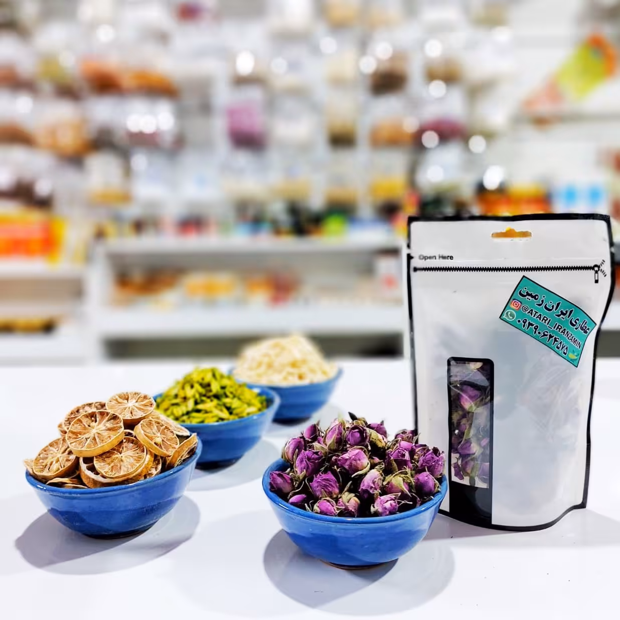 غنچه گل محمدی 