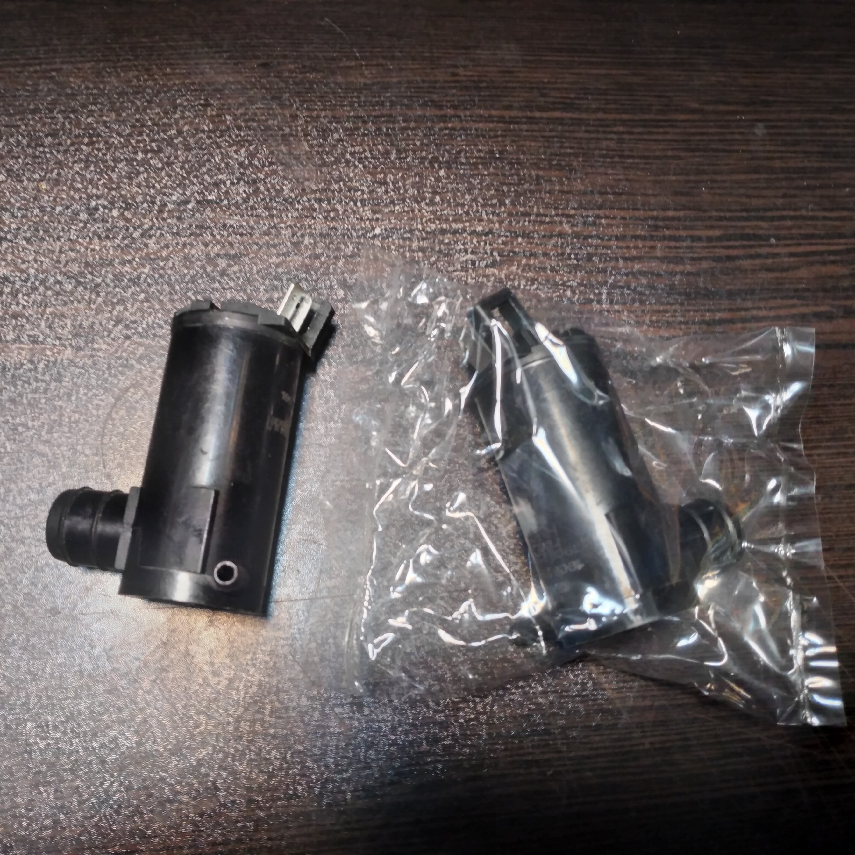 پمپ شیشه شور سمند و پرشیا و 405 چینی