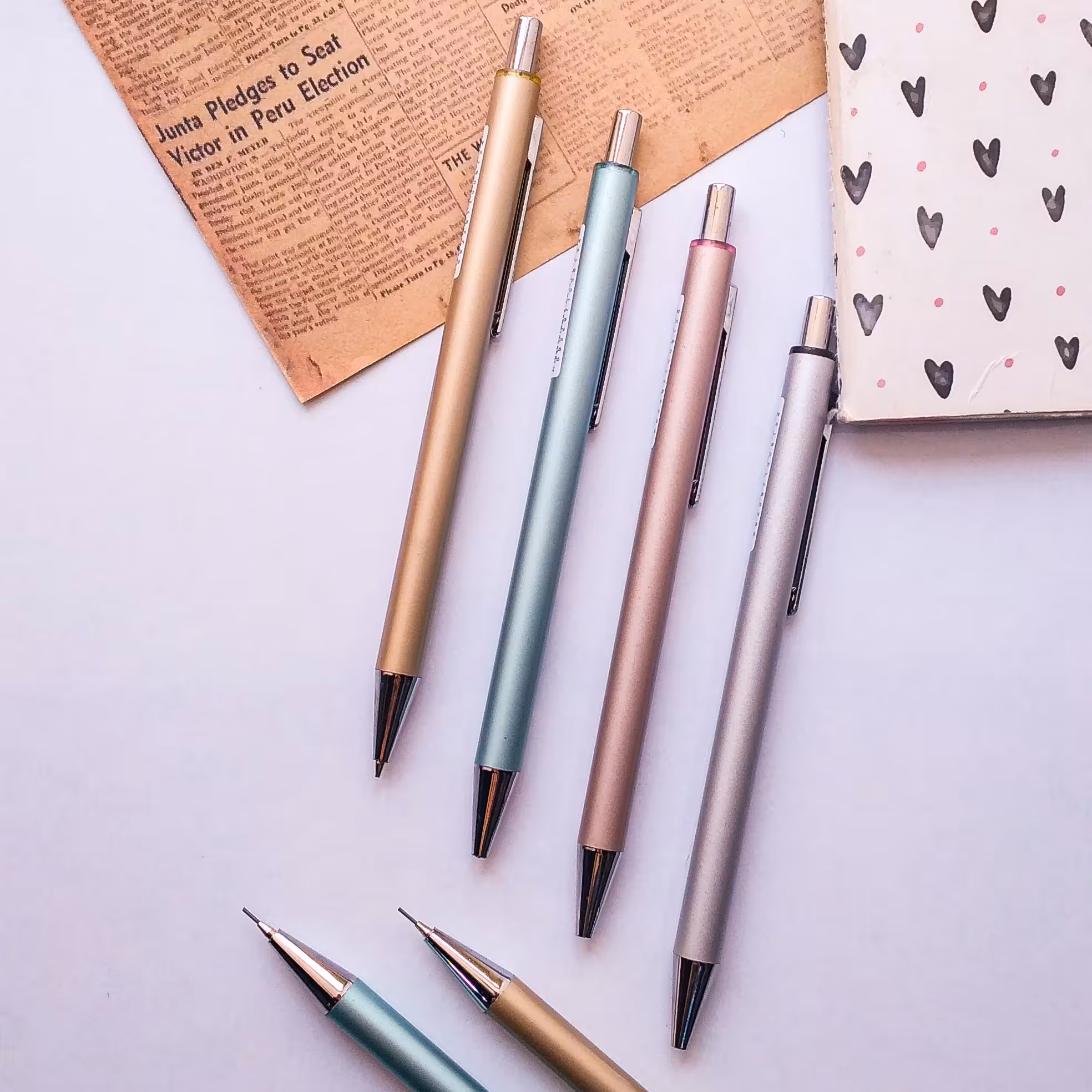 اتود ساده بدنه فلزی ضخامت هفت دهم کیفیت عالی در 4رنگ بدنه